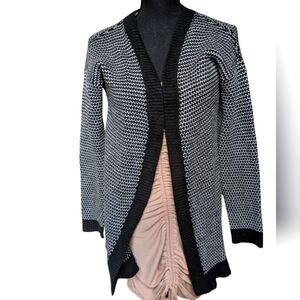Merona Black/White Open Front Cardigan Sweater size M